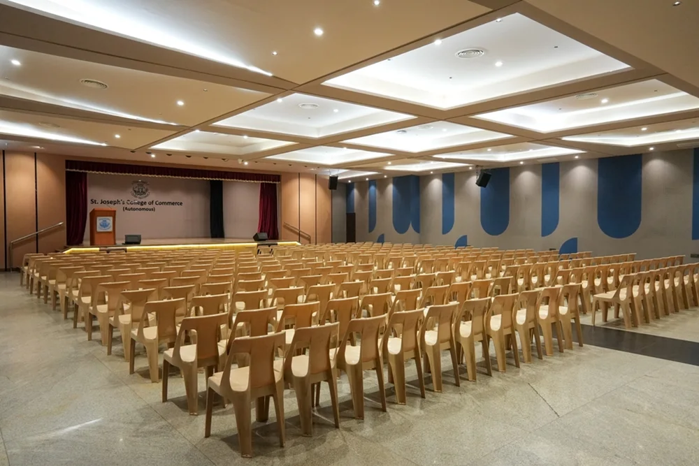 Auditorium – image 6